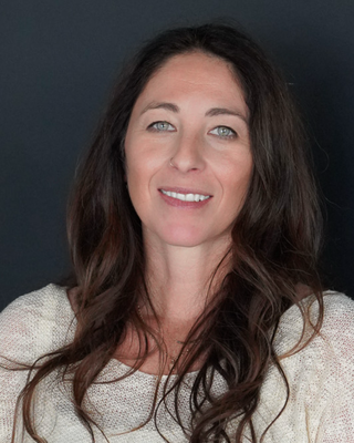 Photo of Alexandra Rothschild, Licensed Professional Counselor, MA, LPC, LAC, EMDR