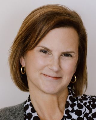 Photo of Avvy Mar, Psychologist, PhD