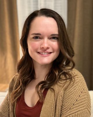 Photo of Shayla Garman, Clinical Social Work/Therapist, MSW, LISW, CSAYC