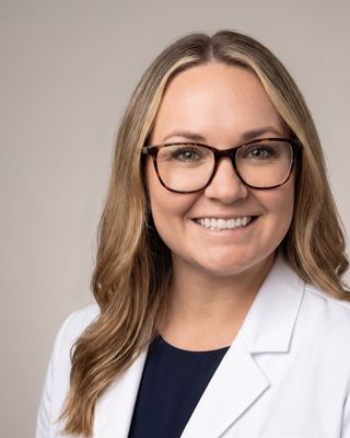 Photo of Laura Meade, Psychiatric Nurse Practitioner