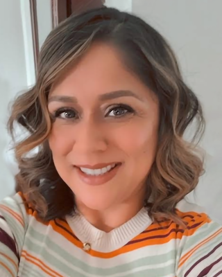 Photo of Veronica Navarro-Calderon, Clinical Social Work/Therapist, LCSW