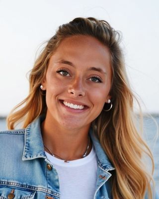 Photo of Riley Russell, Pre-Licensed Professional, BS, MS, RMHCI