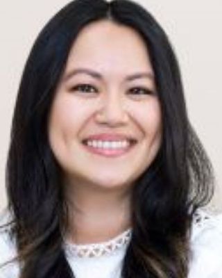Photo of Jenny Nguyen, Marriage & Family Therapist, LMFT