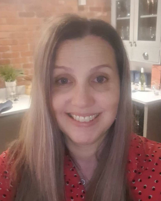 Photo of Tamzin Broderick, Psychotherapist, MA