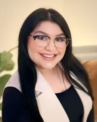 Photo of Susana Garcia-Guzman, Marriage & Family Therapist