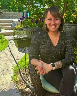 Photo of Laura Laidlaw, Counsellor in Edmonton, AB