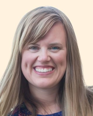 Photo of Dr. Kristin MacGregor, Psychologist, PhD, LP