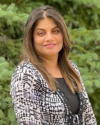 Photo of Nabeela Siddique, Registered Psychotherapist (Qualifying), MACP, BA