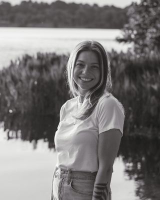 Photo of Zoe Jones, Pre-Licensed Professional, RMHCI, MS
