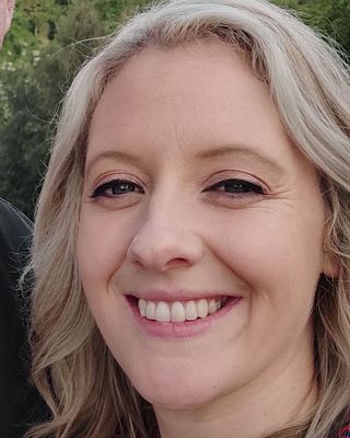 Photo of Karena Kelly, Psychotherapist, Pre-Accredited Member IACP