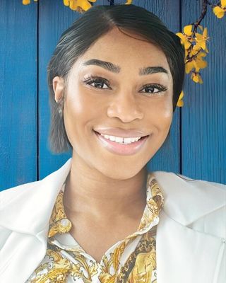 Photo of Dr. Nwamaka Amy Onyeogo - Diamond Mind & Body, Psychiatric Nurse Practitioner, DNP, AGNP-C, PMHNP-C