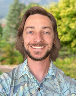 Photo of Hunter Montoya, Psychologist, PhD, LP