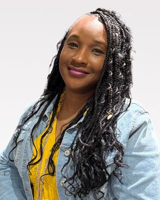 Photo of Qiana Daniels-Jones, Clinical Social Work/Therapist, LCSW, BACS