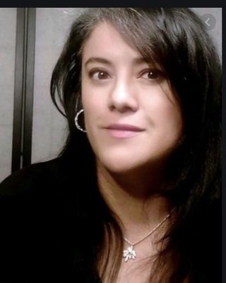 Luz Sandoval - Bilingual Therapist