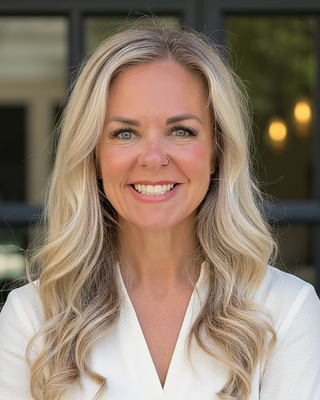 Photo of Steffanee Holt, Clinical Social Work/Therapist, LICSW
