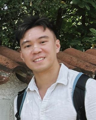 Photo of Dr Perry W T Chan, Psychotherapist, MBACP