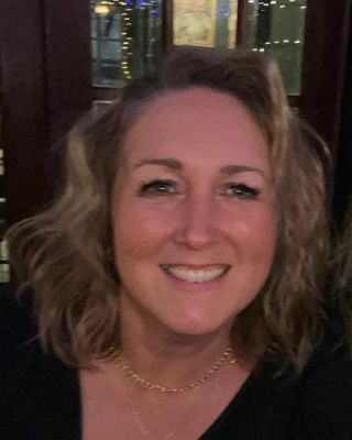 Photo of Jeni Mackay, Counsellor, MNCPS Acc.