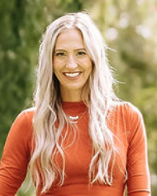 Photo of Nicki Hayford, Marriage & Family Therapist, LMFT