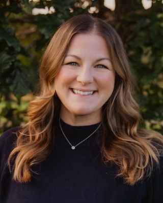 Photo of Amber Cardemil, Clinical Social Work/Therapist, MSW, LCSW