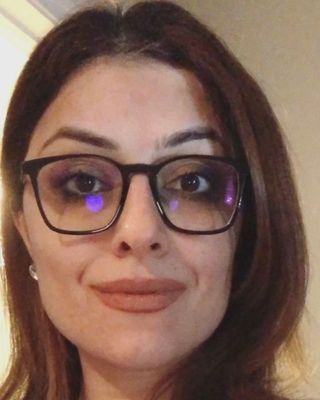 Photo of Shaya Naghdi, Pre-Licensed Professional, BA, CMHC