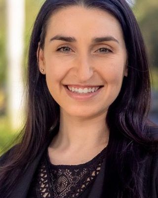 Photo of Lauren Moss, Psychologist, LP