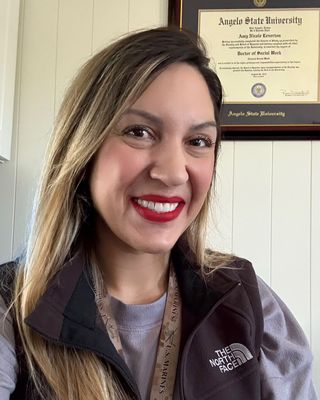 Photo of Dr. Amy Nicole Leverton, Clinical Social Work/Therapist, DSW, LCSW-S, BCD