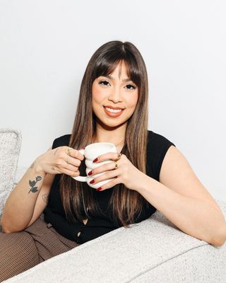Photo of Emily Cruz - Resilient Minds Therapy Group LLC, Marriage & Family Therapist Intern, M.S,, RMFTI