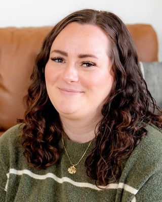 Photo of Nicole Dunbar, Pre-Licensed Professional
