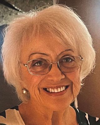 Photo of Bobbi Riesel, Counsellor, MA, BACP