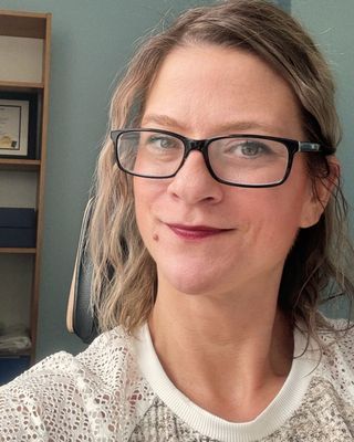 Photo of Catherine Charlton, Registered Social Worker, MSW, RSW