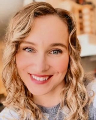 Photo of Erin Libsack, Pre-Licensed Professional, PhD