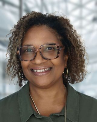 Photo of Lynn Graves - YouWell Collective, Pre-Licensed Professional