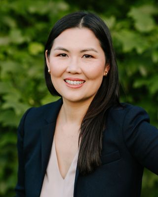 Photo of Florence Mak, Psychologist, MA, CPsych