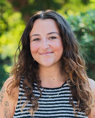 Photo of Alexandra Borchard, Marriage & Family Therapist Associate, A, M, F, T