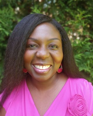 Photo of Esther Mensah, Registered Social Worker, MSW, RSW