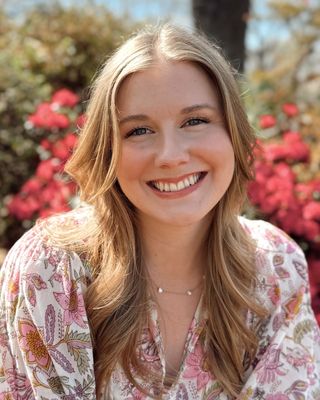 Photo of Amelia Powell, Marriage & Family Therapist Associate, M.S., LMFT-C