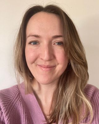 Photo of Nicole Erhardt, Clinical Social Work/Therapist, LICSW