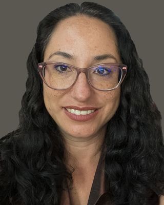 Photo of India B. Gomez, Psychologist in Pill Hill, Oakland, CA