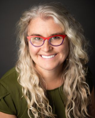 Photo of Molly McHenry, Psychiatric Nurse Practitioner, FNP, PMHNP