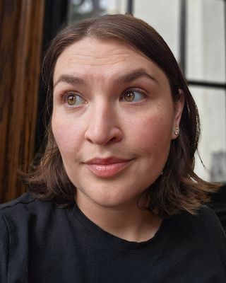 Photo of Holly Katzman, Marriage & Family Therapist Associate