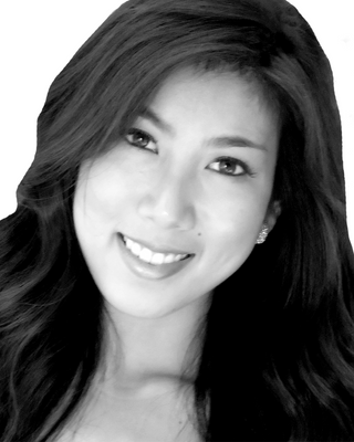 Photo of Holly Olalia, Psychiatric Nurse Practitioner, PMHNP