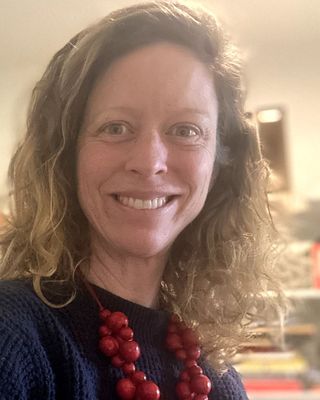Photo of Sarah Tousignant, Registered Psychotherapist, MEd, MA