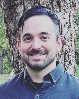 Photo of Alex Loomis - Alex Loomis - Relationships, Anxiety, Parenting, Pre-Licensed Professional, MA
