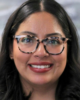 Photo of Yesenia Rosas, Marriage & Family Therapist, LMFT