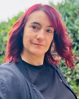 Photo of Lynn Dixon, Counsellor, MBACP