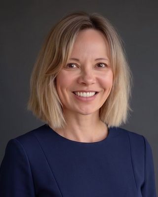 Photo of Sara L Olson, Pre-Licensed Professional