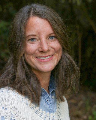 Photo of Regina Nowatzke, Clinical Social Work/Therapist in Lincoln County, OR