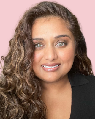 Photo of Jayoma Perera, Registered Psychotherapist (Qualifying), MACP, MD, BSc