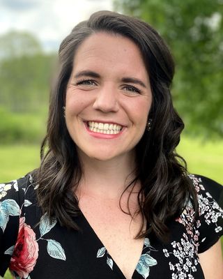 Photo of Anna Beardsley, Counselor in Charlotte, NC