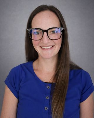 Photo of Lindsay Shaddock, Registered Social Worker, MSW, RSW